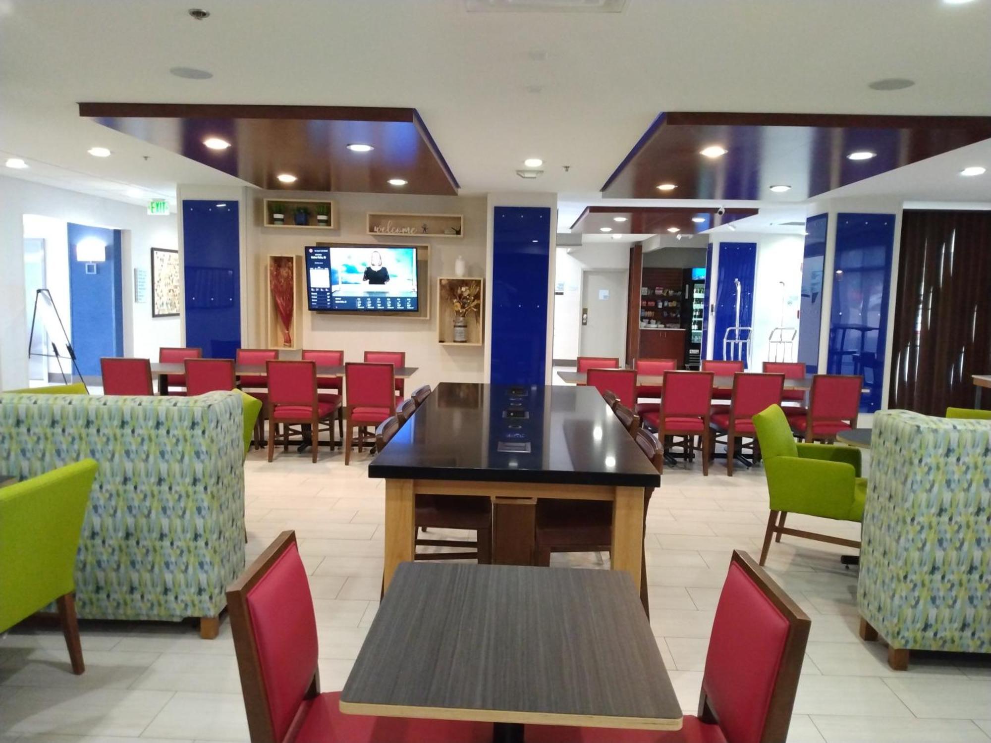 Holiday Inn Express Hotel & Suites Albuquerque Midtown By Ihg Kültér fotó