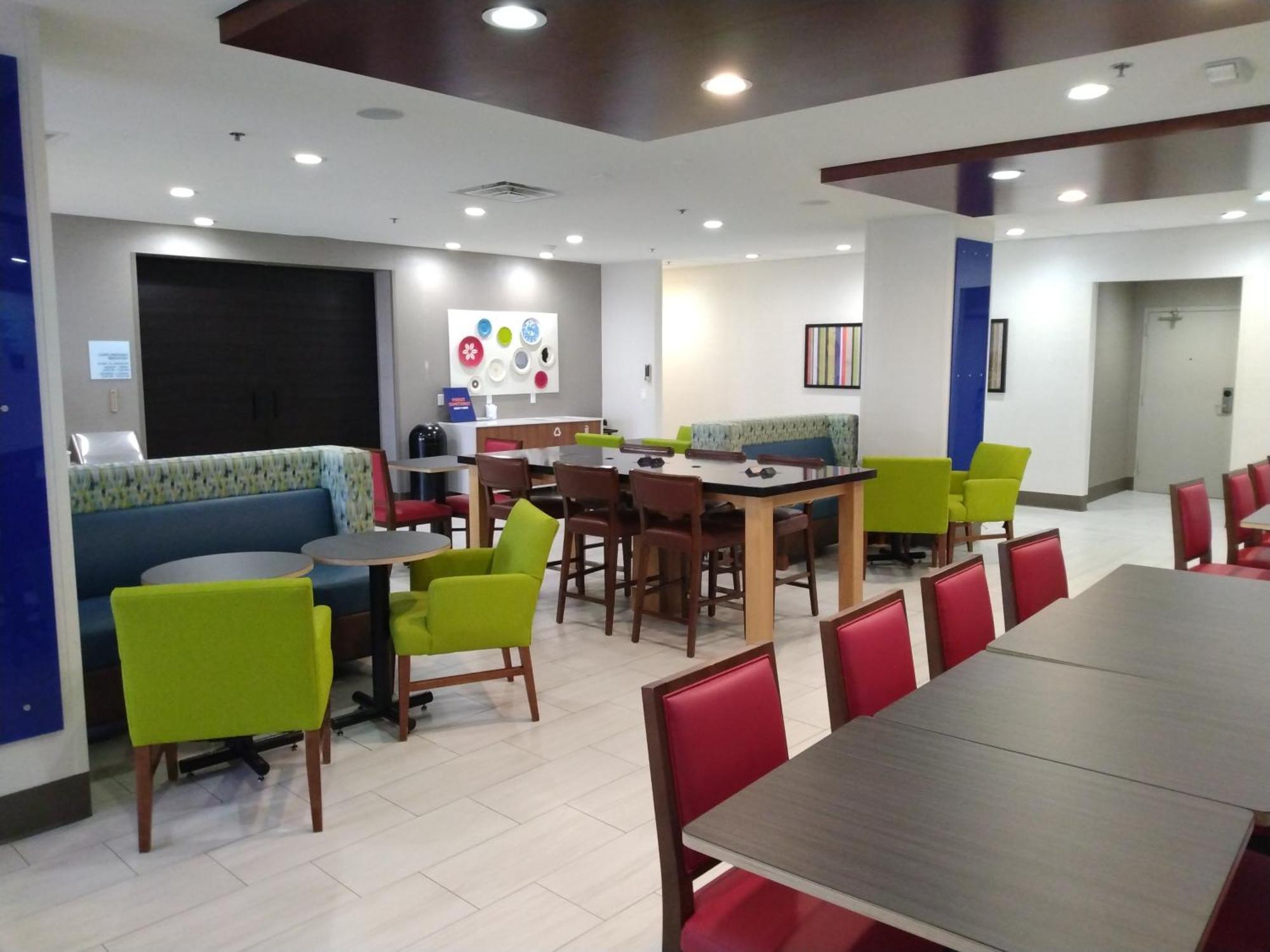 Holiday Inn Express Hotel & Suites Albuquerque Midtown By Ihg Kültér fotó